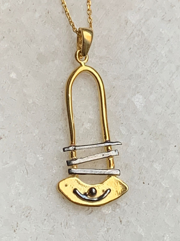 Kemer Formunda Oksitli Modern Gümüş Kolye